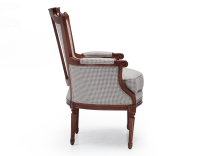 Fauteuil bergère style Louis XVI bois teinte ancienne et tissu pied de poule blanc et taupe Fauteuil bergère style Louis XVI bois teinte ancienne et tissu pied de poule blanc et taupe