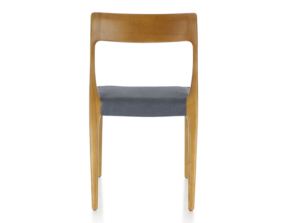 Chaise scandinave bois teinte merisier assise tissu gris Chaise scandinave bois teinte merisier assise tissu gris