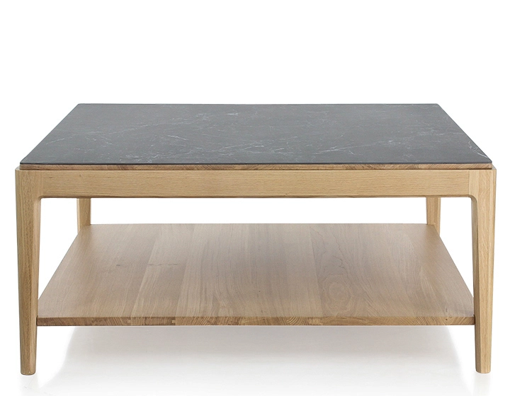 Table basse carrée en chêne et céramique avec tablette en bois teinte naturelle plateau céramique effet ardoise 100x100 cm Table basse carrée en chêne et céramique avec tablette en bois teinte naturelle plateau céramique effet ardoise 100x100 cm