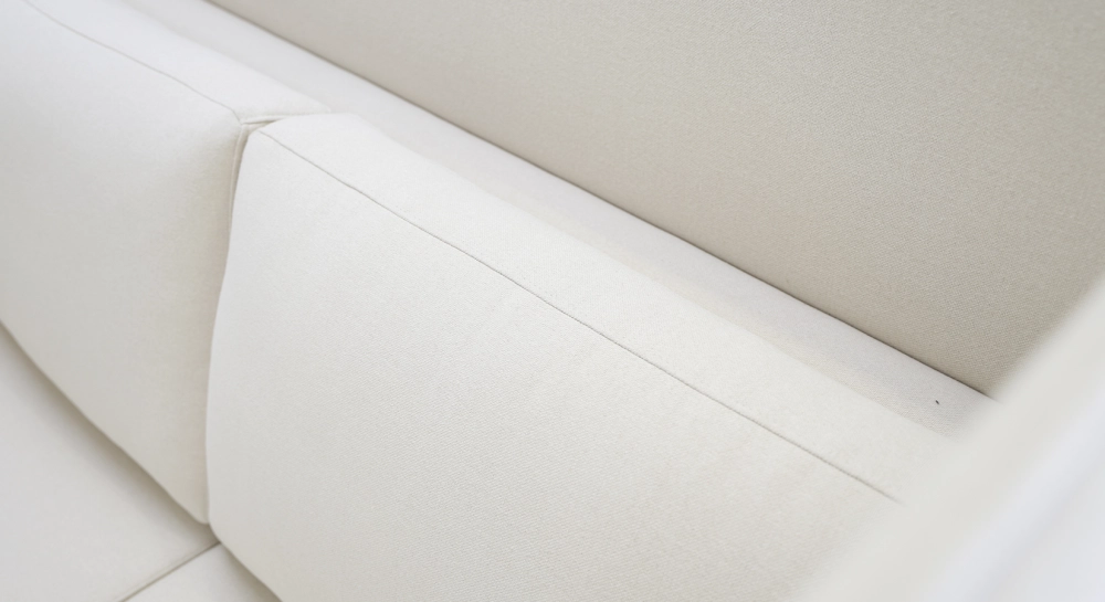 Canapé design alcôve tissu crème