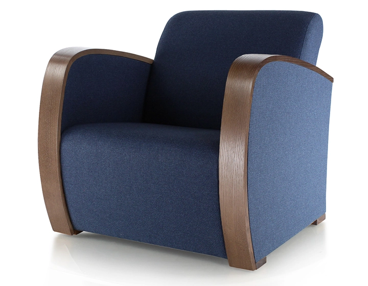 Fauteuil design bois teinte marron foncé et tissu bleu marine Fauteuil design bois teinte marron foncé et tissu bleu marine