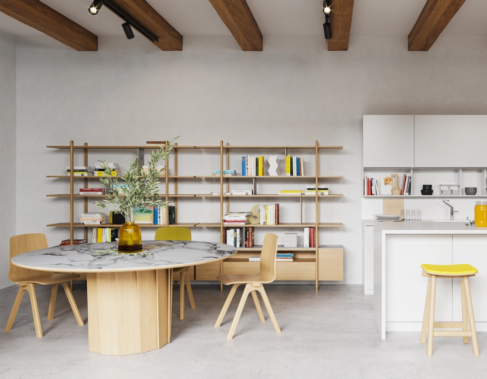 Chaise design en chêne teinte de bois naturelle Chaise design en chêne teinte de bois naturelle