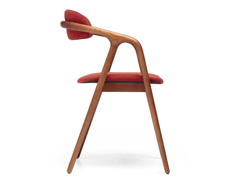 Chaise scandinave bois teinte merisier assise tissu beige orange brulé Chaise scandinave bois teinte merisier assise tissu beige orange brulé