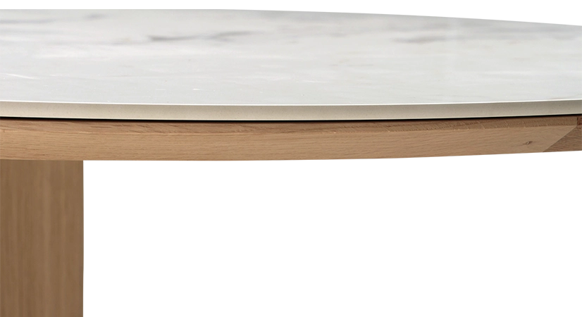 Table salle à manger ronde en chêne et céramique 4 à 6 personnes avec bois teinte naturelle et plateau céramique effet marbre blanc m3 110x110 Table salle à manger ronde en chêne et céramique 4 à 6 personnes avec bois teinte naturelle et plateau céramique effet marbre blanc m3 110x110