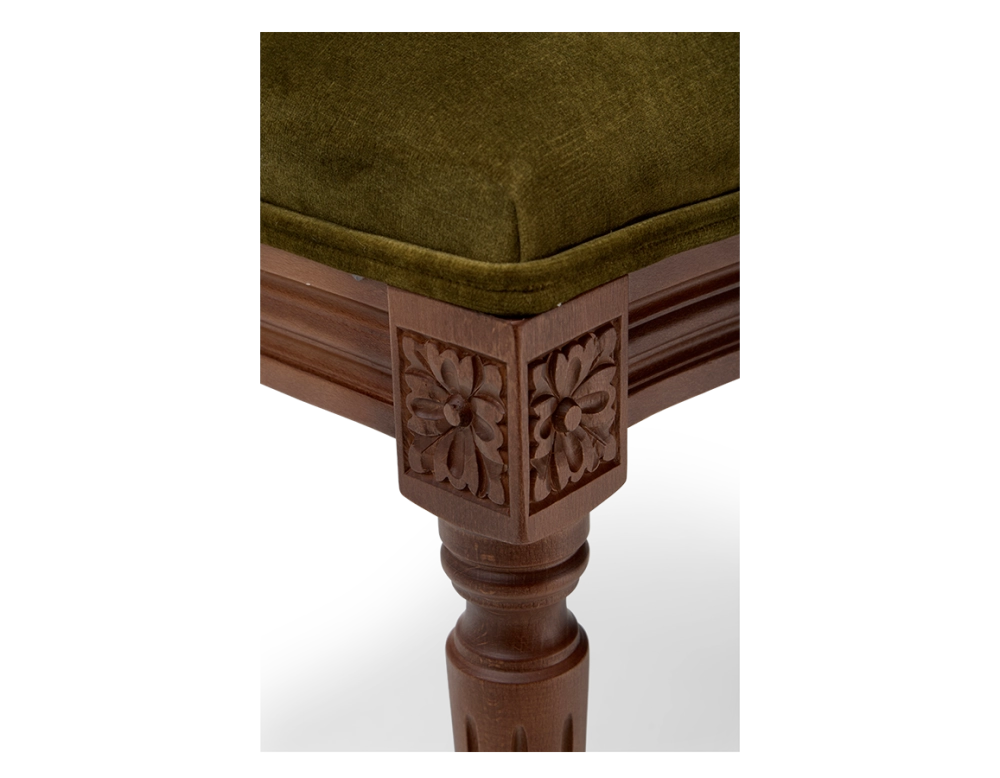 Chaise ancienne style Louis XVI bois teinte marron foncée dossier canné assise tissu velours vert olive Chaise ancienne style Louis XVI bois teinte marron foncée dossier canné assise tissu velours vert olive