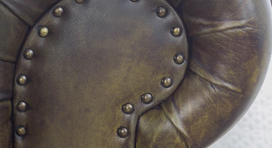 Canapé chesterfield cuir vert olive - 2 places