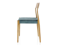 Chaise scandinave bois teinte merisier assise tissu velours bleu pétrole Chaise scandinave bois teinte merisier assise tissu velours bleu pétrole