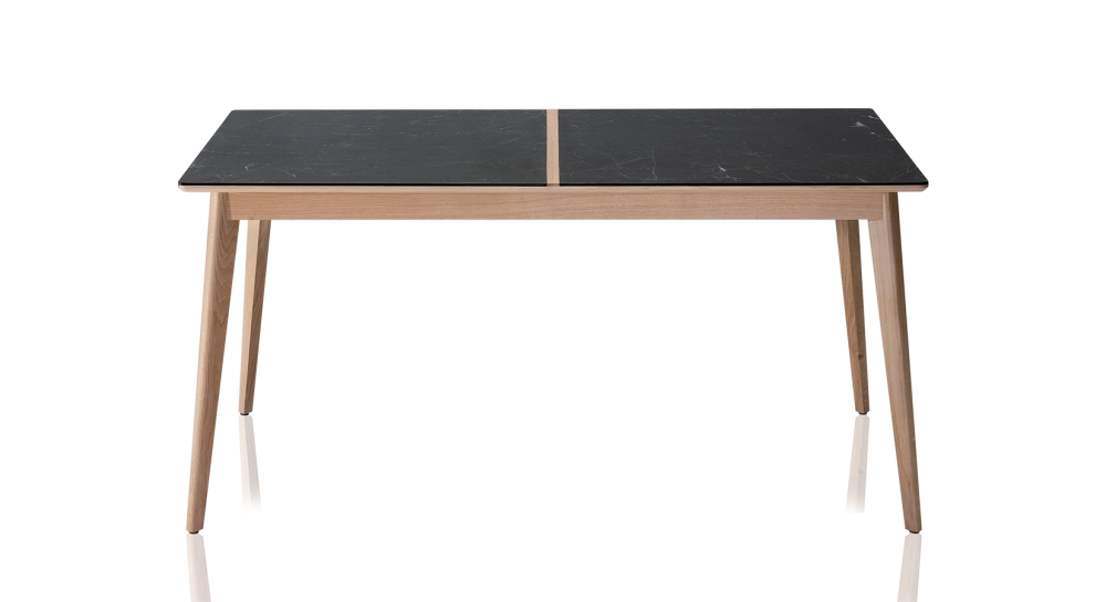 Table salle à manger en chêne et céramique 6 personnes avec bois teinte naturelle et plateau céramique effet ardoise 140x100 cm Table salle à manger en chêne et céramique 6 personnes avec bois teinte naturelle et plateau céramique effet ardoise 140x100 cm