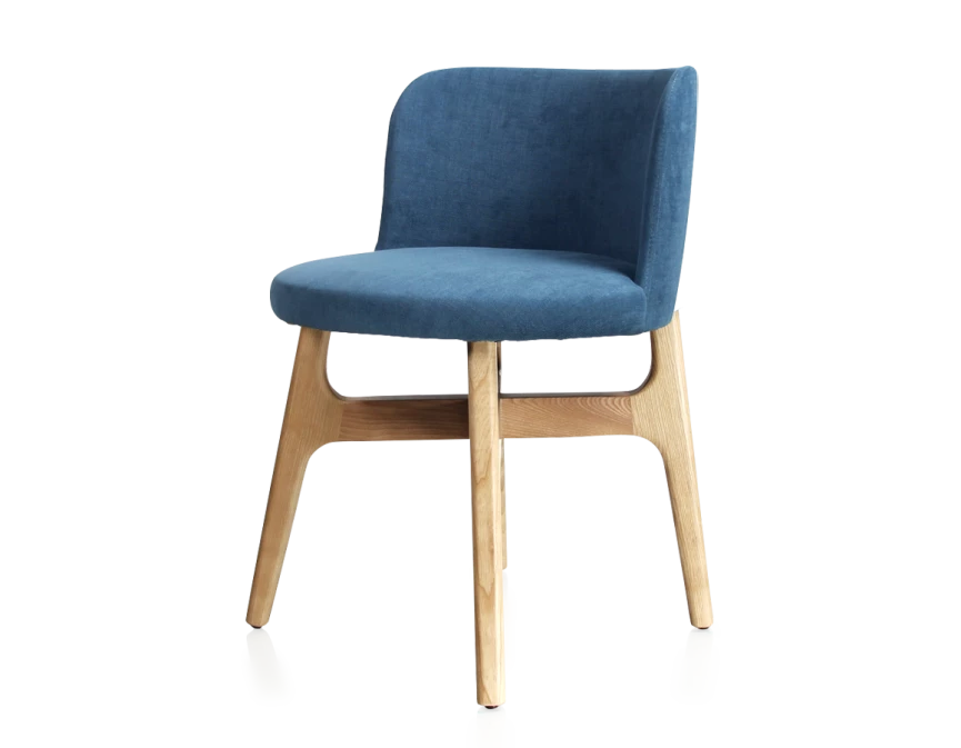Chaise design bois teinte naturelle assise tissu bleu jean