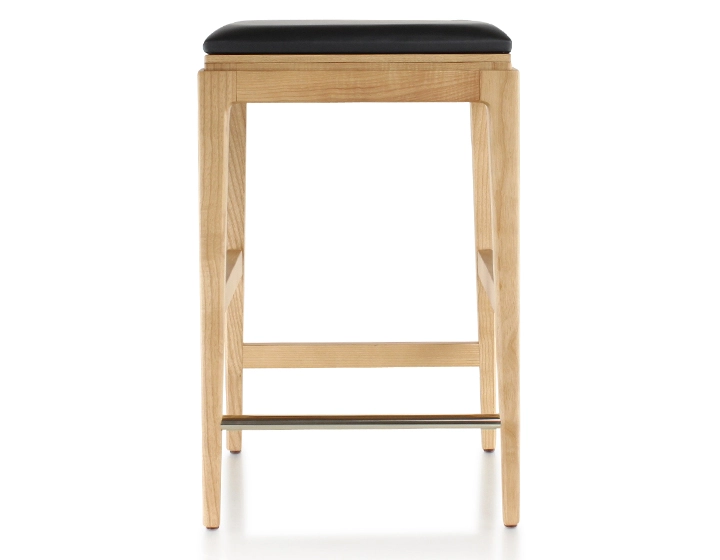 Tabouret de bar design H60 cm bois teinte naturelle assise cuir ébène Tabouret de bar design H60 cm bois teinte naturelle assise cuir ébène
