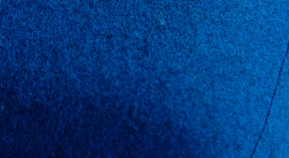 Antique 3 seater sofa en laine bouillie bleu