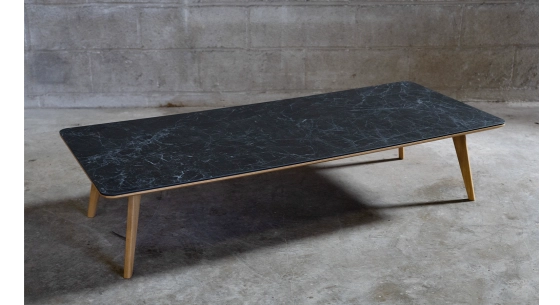 Table basse rectangulaire F7 en chêne et céramique bois teinte naturelle et céramique effet ardoise 140x060 cm