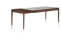 Table extensible 6 à 12 personnes en chêne et céramique allonges bois avec bois teinte marron foncé et plateau céramique effet marbre blanc 140x100 cm