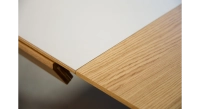 Table extensible 6 à 10 personnes en chêne et céramique allonges bois avec bois teinte naturelle et plateau céramique blanche 140x90 cm Table extensible 6 à 10 personnes en chêne et céramique allonges bois avec bois teinte naturelle et plateau céramique blanche 140x90 cm