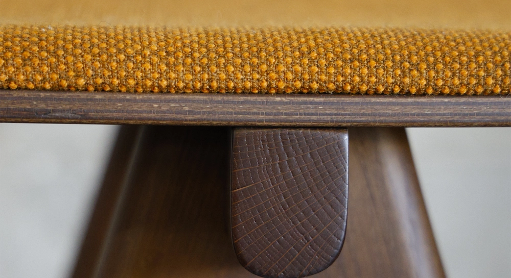 Design bar stool H65 cm natural wood finish with blue fabric seat