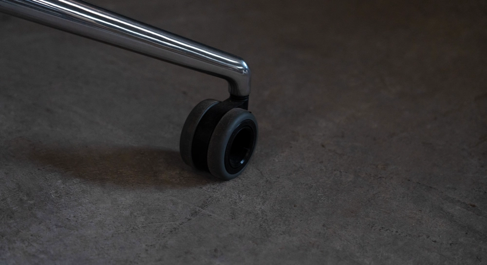 Chaise de bureau à roulettes assise tissu vert anis