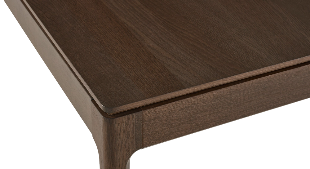 Table extensible en chêne 6 à 12 personnes avec plateau et allonges bois teinte marron foncé 140x100 cm Table extensible en chêne 6 à 12 personnes avec plateau et allonges bois teinte marron foncé 140x100 cm