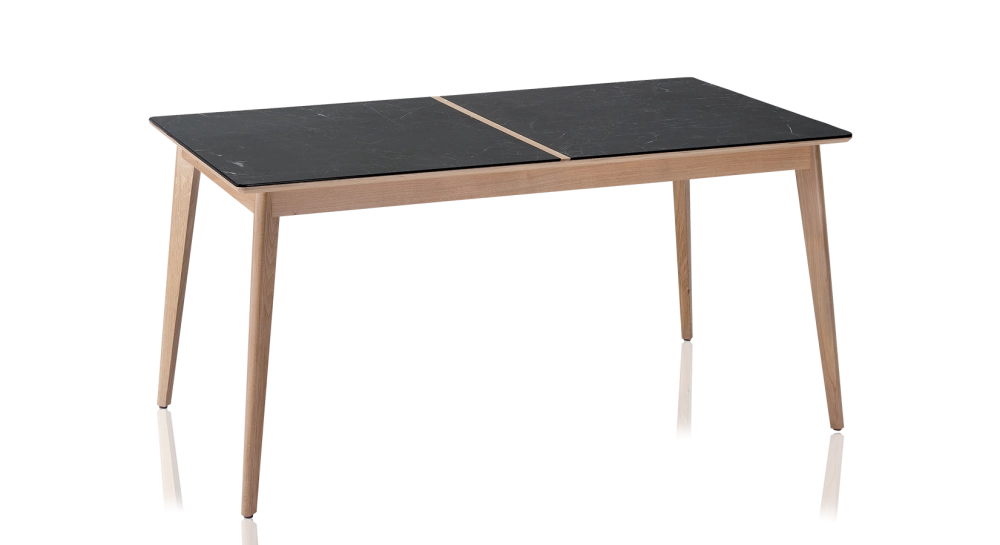 Table salle à manger en chêne et céramique 6 personnes avec bois teinte naturelle et plateau céramique effet ardoise 140x100 cm Table salle à manger en chêne et céramique 6 personnes avec bois teinte naturelle et plateau céramique effet ardoise 140x100 cm