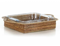 Plat pyrex carré avec support en fleur de rotin Plat pyrex carré avec support en fleur de rotin
