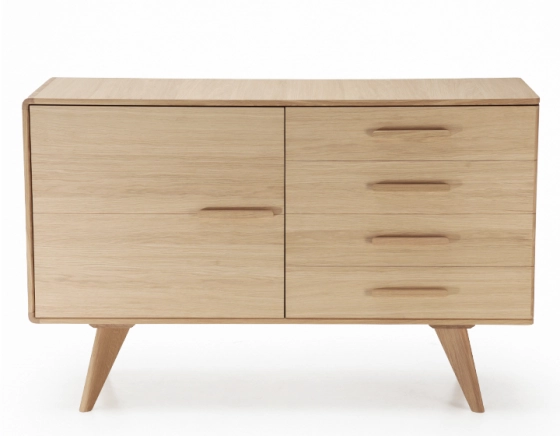 Oak 2-door sideboard natural wood finish