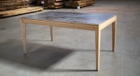 Table extensible 6 à 10 personnes en chêne et céramique allonges bois avec bois teinte naturelle et plateau céramique ossido 160x100 cm Table extensible 6 à 10 personnes en chêne et céramique allonges bois avec bois teinte naturelle et plateau céramique ossido 160x100 cm