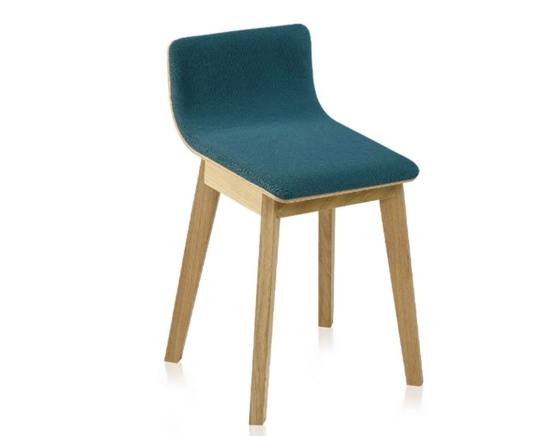 Tabouret en chêne tapissé H45 cm bois teinte naturelle assise tissu bleu océan