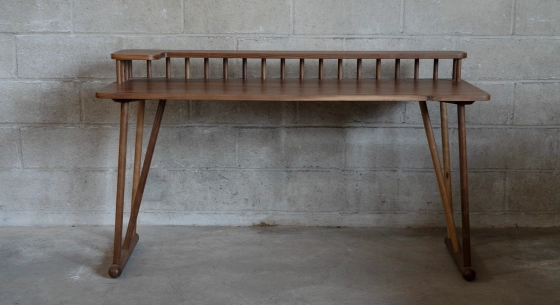 Bureau design en noyer l150 cm