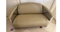 Canapé aviateur aluminium riveté et cuir 2 places beige Canapé aviateur aluminium riveté et cuir 2 places beige