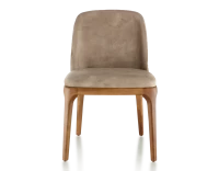 Chaise design bois teinte merisier et tissu velours taupe clair