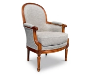 Fauteuil bergère mouluré style Louis XVI bois teinte ancienne et tissu chiné gris bleu