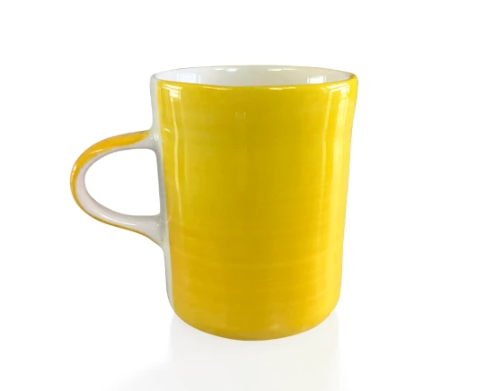 Mug en céramique jaune uni