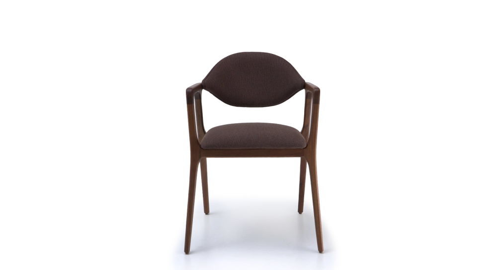 Chaise design avec accoudoirs en noyer bois teinte naturelle et tissu marron Chaise design avec accoudoirs en noyer bois teinte naturelle et tissu marron