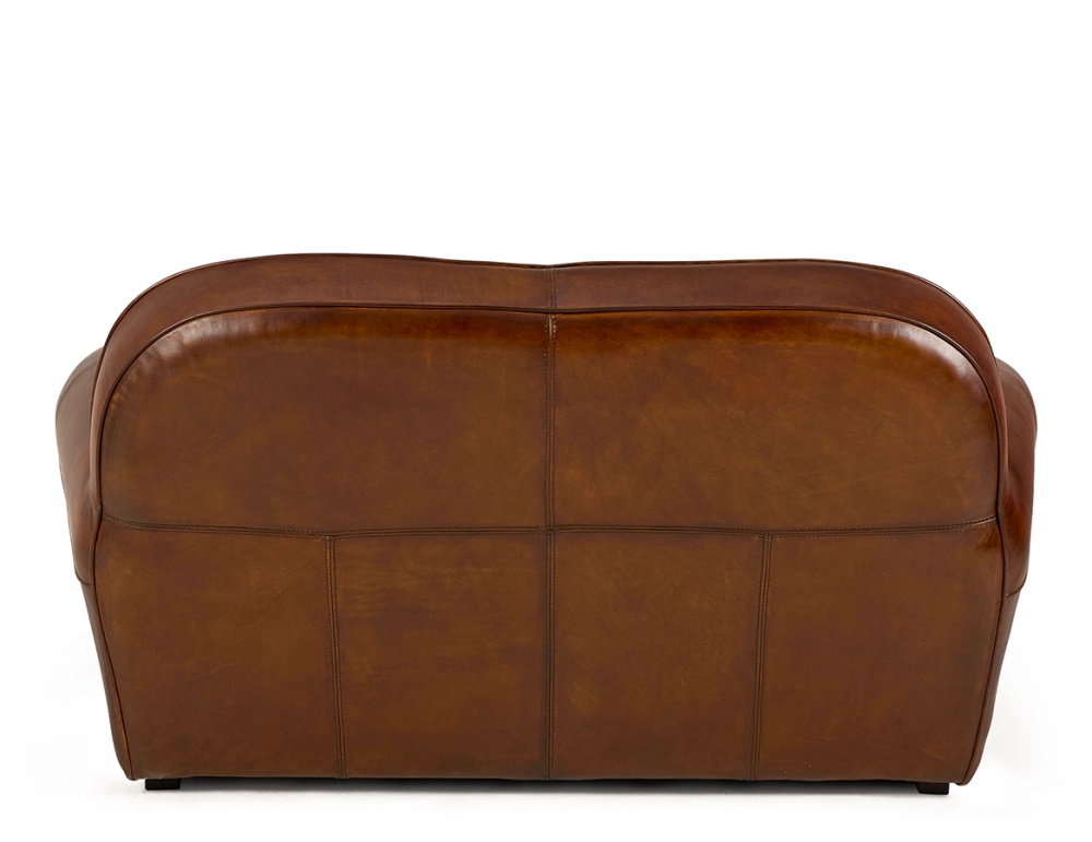 Canapé club cuir 2 places marron vintage accoudoirs cloutés Canapé club cuir 2 places marron vintage accoudoirs cloutés