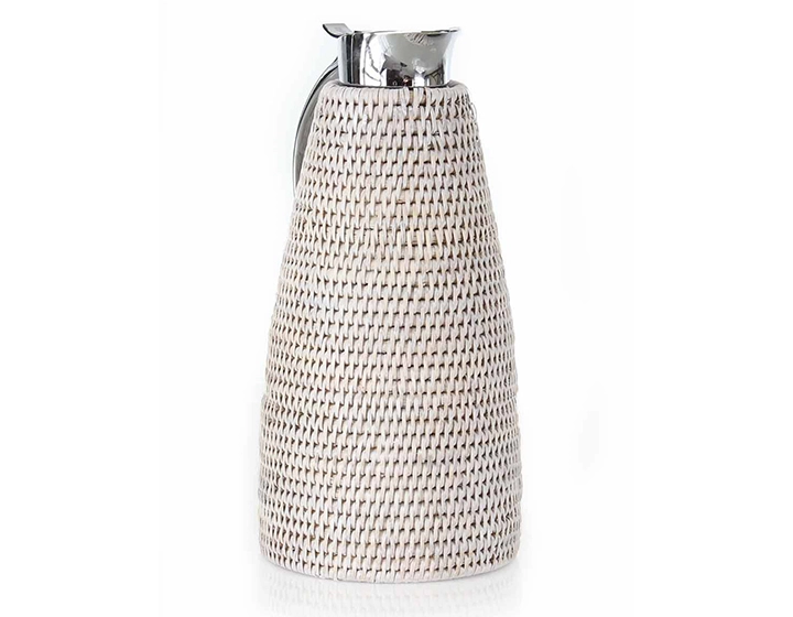 Thermos en rotin blanc 1.3 litre Thermos en rotin blanc 1.3 litre