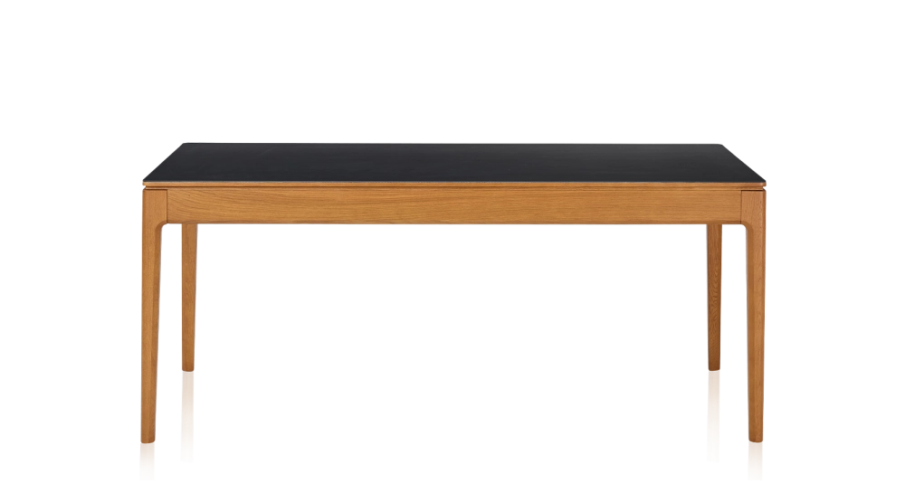 Table salle à manger en chêne et céramique 6 à 8 personnes avec bois teinte merisier et plateau céramique noir unie 160x100 cm Table salle à manger en chêne et céramique 6 à 8 personnes avec bois teinte merisier et plateau céramique noir unie 160x100 cm