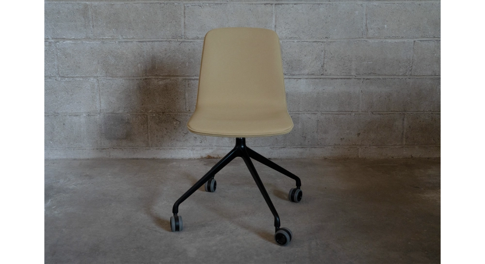 Office chair with 5 branches assise tissu kaki clair