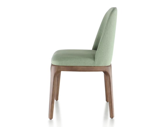 Chaise design bois teinte marron foncé et tissu vert sauge