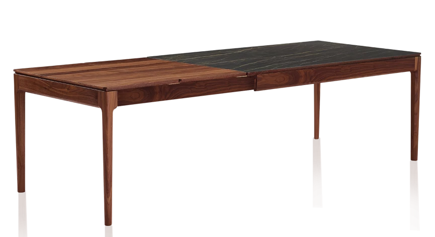 Table extensible en noyer et céramique allonges bois avec bois teinte naturelle et plateau céramique effet marbre noir 140x90 cm