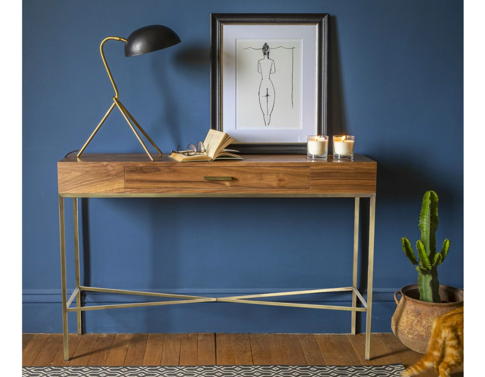 Console design noyer teinte naturelle et métal patine laiton 100 cm Console design noyer teinte naturelle et métal patine laiton 100 cm