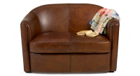 Canapé club cuir 2 places marron vintage Canapé club cuir 2 places marron vintage