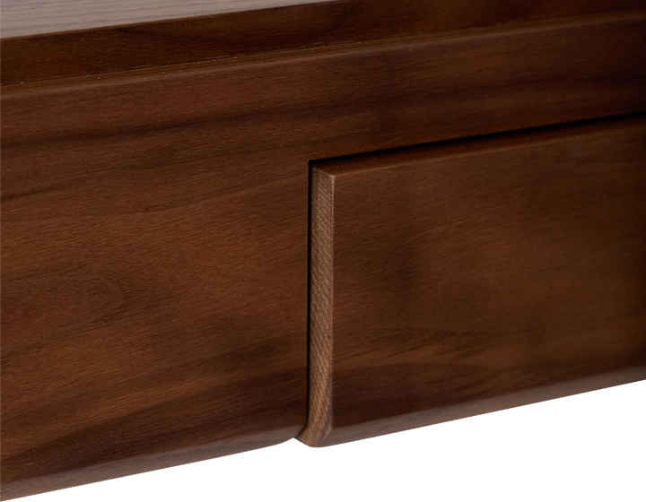 Bureau design en noyer teinte naturelle L120 cm Bureau design en noyer teinte naturelle L120 cm
