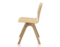 Chaise design en chêne teinte de bois naturelle Chaise design en chêne teinte de bois naturelle