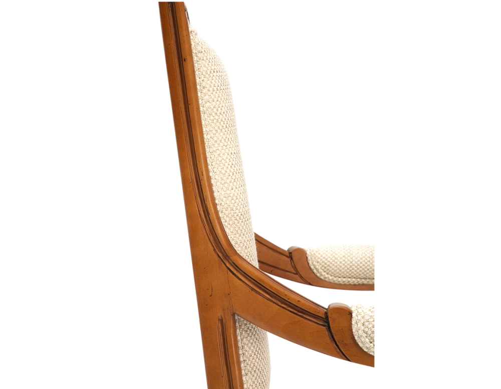 Fauteuil ancien style Louis XVI bois teinte ancienne et tissu chiné beige Fauteuil ancien style Louis XVI bois teinte ancienne et tissu chiné beige
