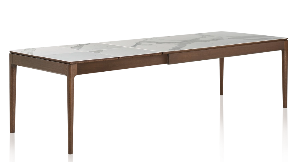 Table extensible 8 à 14 personnes en chêne et céramique allonges céramique avec bois teinte marron foncé et plateau et allonges céramique effet marbre blanc 210x100 cm