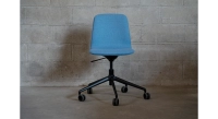 Office chair with 5 branches assise tissu en laine bouillie bleue
