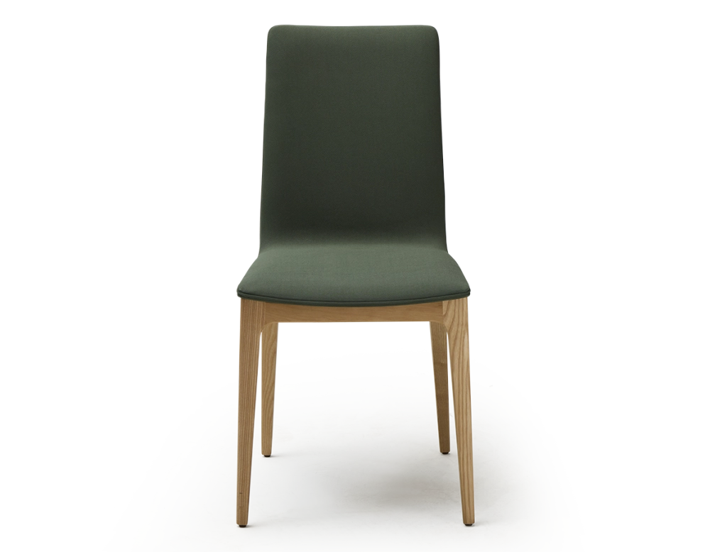 Chaise design bois teinte naturelle assise tissu vert forêt Chaise design bois teinte naturelle assise tissu vert forêt