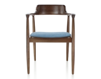 Chaise scandinave bois teinte marron foncé et tissu bleu jean Chaise scandinave bois teinte marron foncé et tissu bleu jean