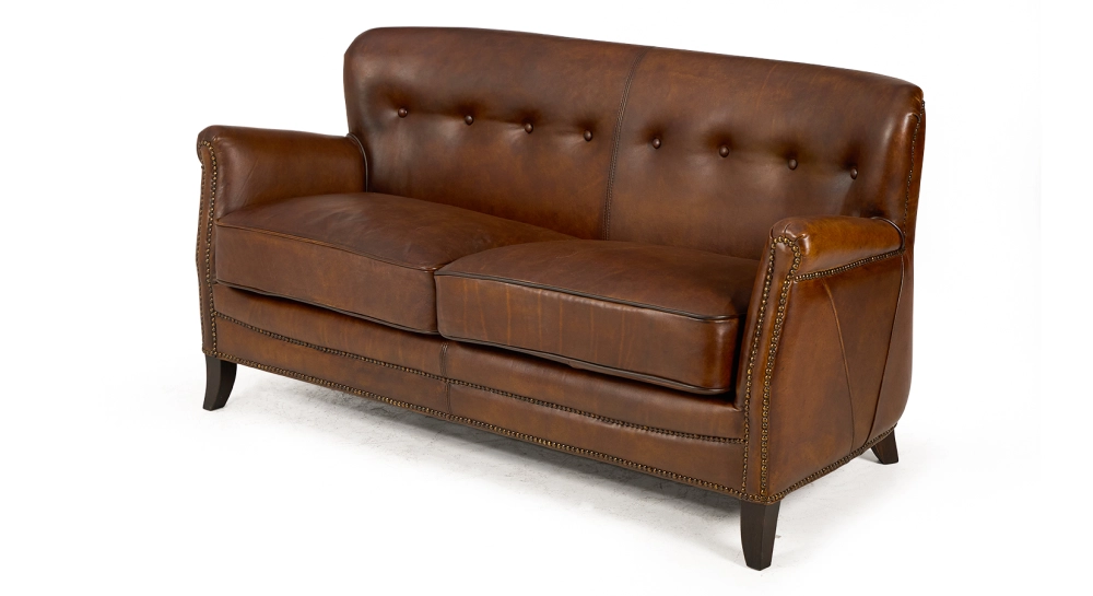 Canapé club cuir 2 places marron vintage accoudoirs cloutés Canapé club cuir 2 places marron vintage accoudoirs cloutés