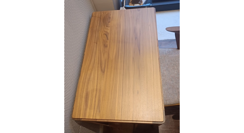 Bureau design en noyer teinte naturelle l80 cm