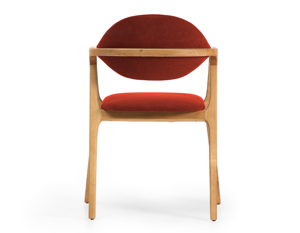 Chaise design avec accoudoirs bois teinte naturelle et tissu orange brulé Chaise design avec accoudoirs bois teinte naturelle et tissu orange brulé